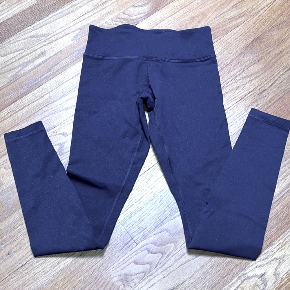 Lululemon navy blue mid rise leggings women’s 6